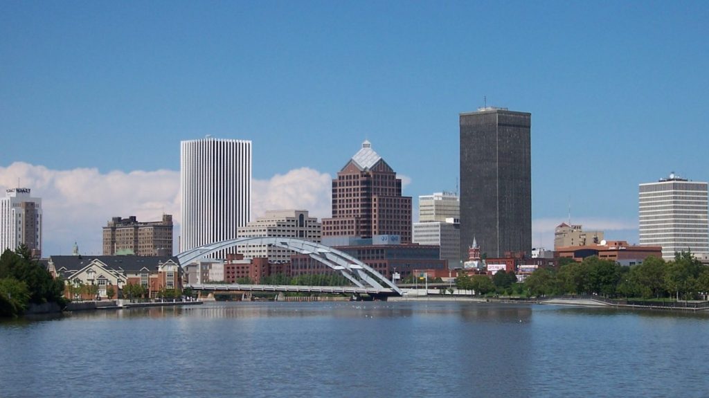 rochester-city-skyline-bridge